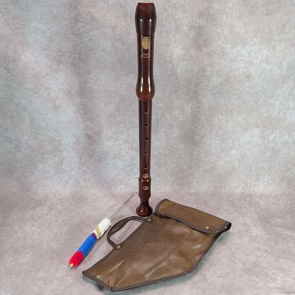 Vintage Schreiber Alto Wooden Recorder Made in Germany 3-Piece w/ Case & Rod